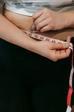 Patient undergoing body composition measurement
